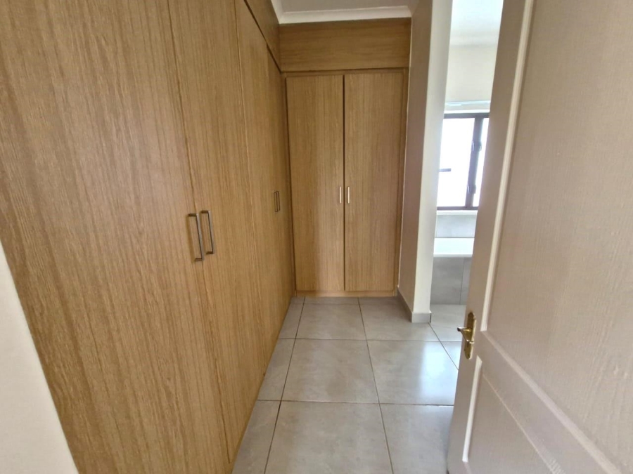 To Let 3 Bedroom Property for Rent in Meerhof North West